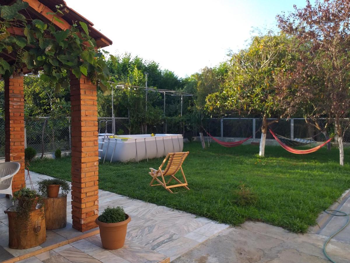 Гостевой дом Sweet Home Near Black Sea Кобулети Экстерьер фото