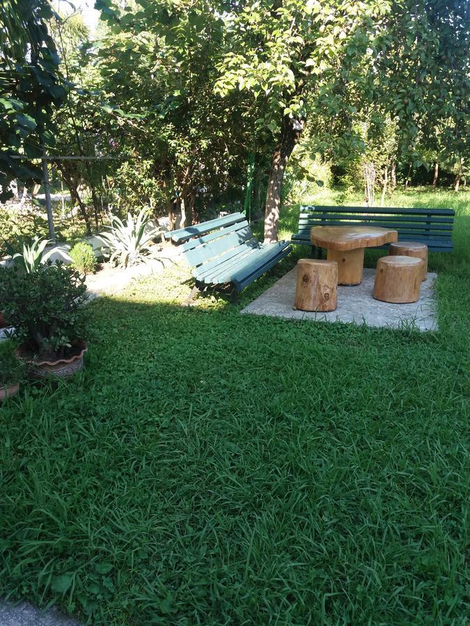 Гостевой дом Sweet Home Near Black Sea Кобулети Экстерьер фото